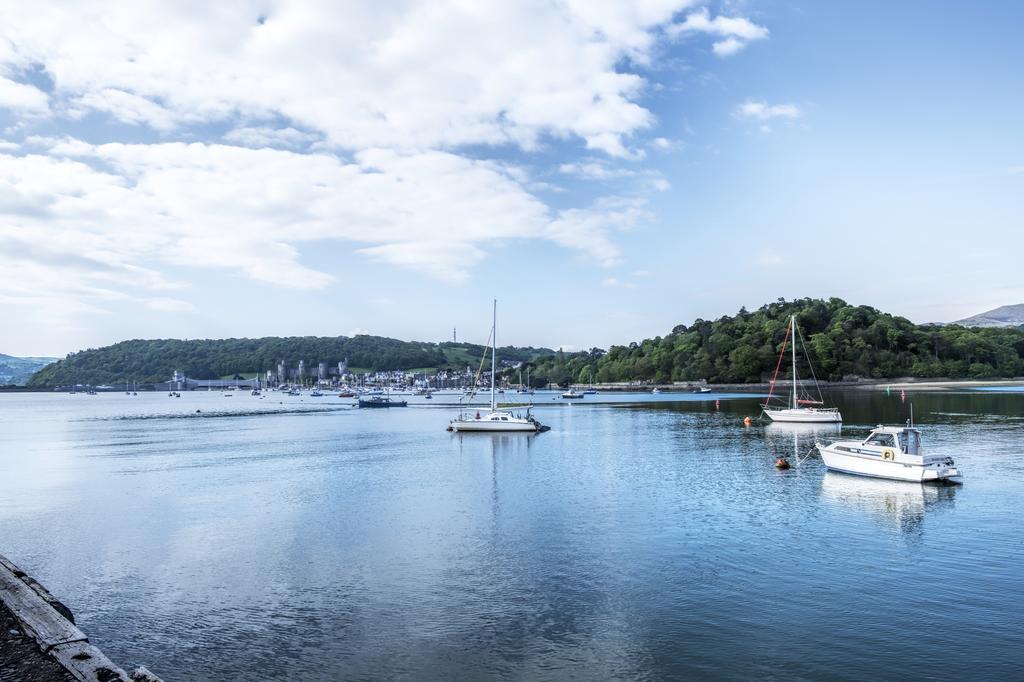 The Quay And Отель