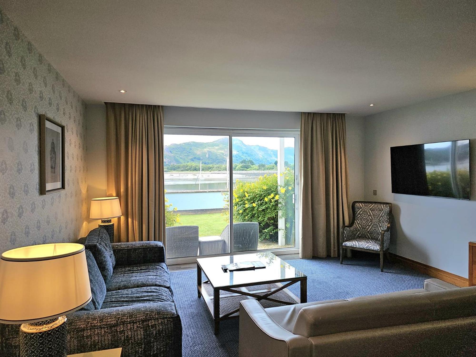 The Quay And 4*